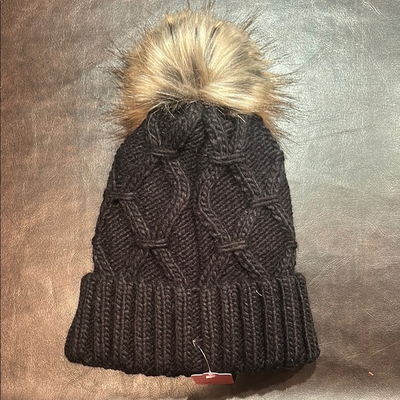 Panache Diamond Cable Knit Pom Hat - Picture 3 of 4